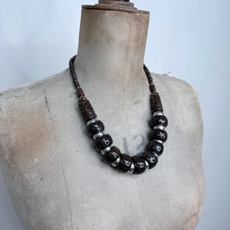 oversized chunky carved necklace