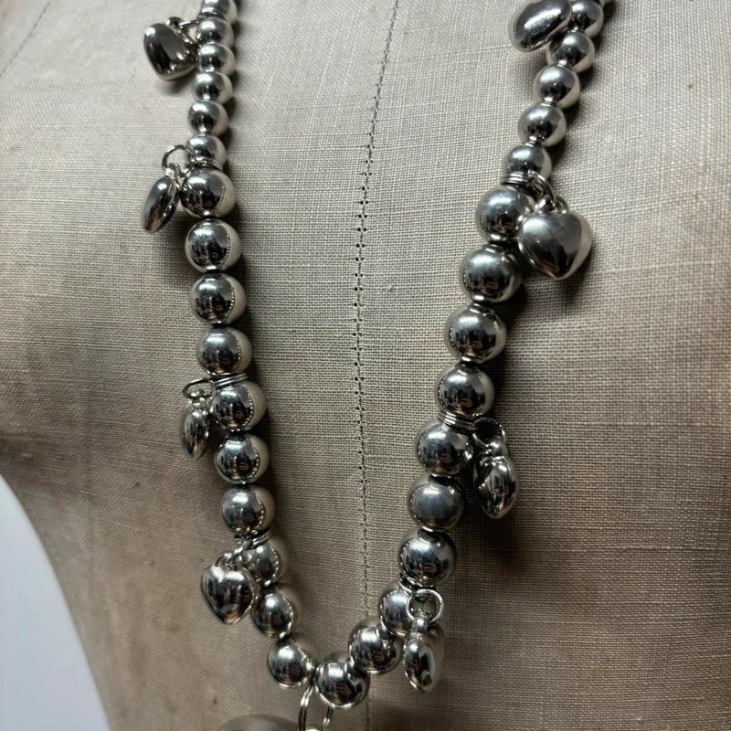 chunky oversized heart necklace