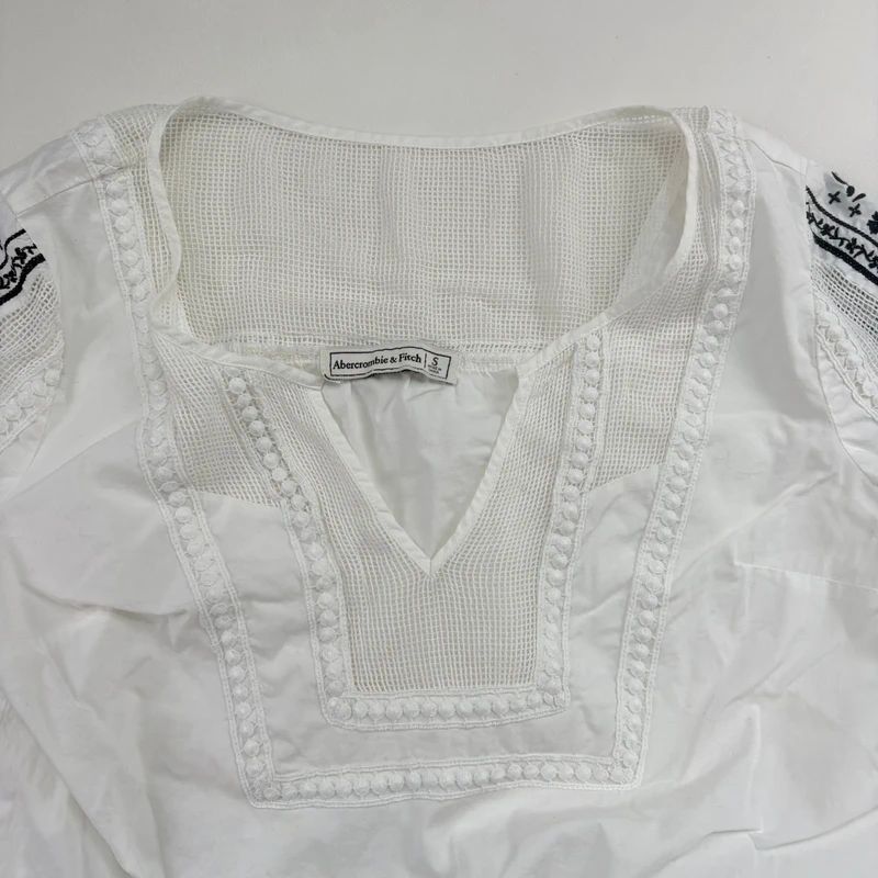 White Crochet Embroidered Cotton Blouse