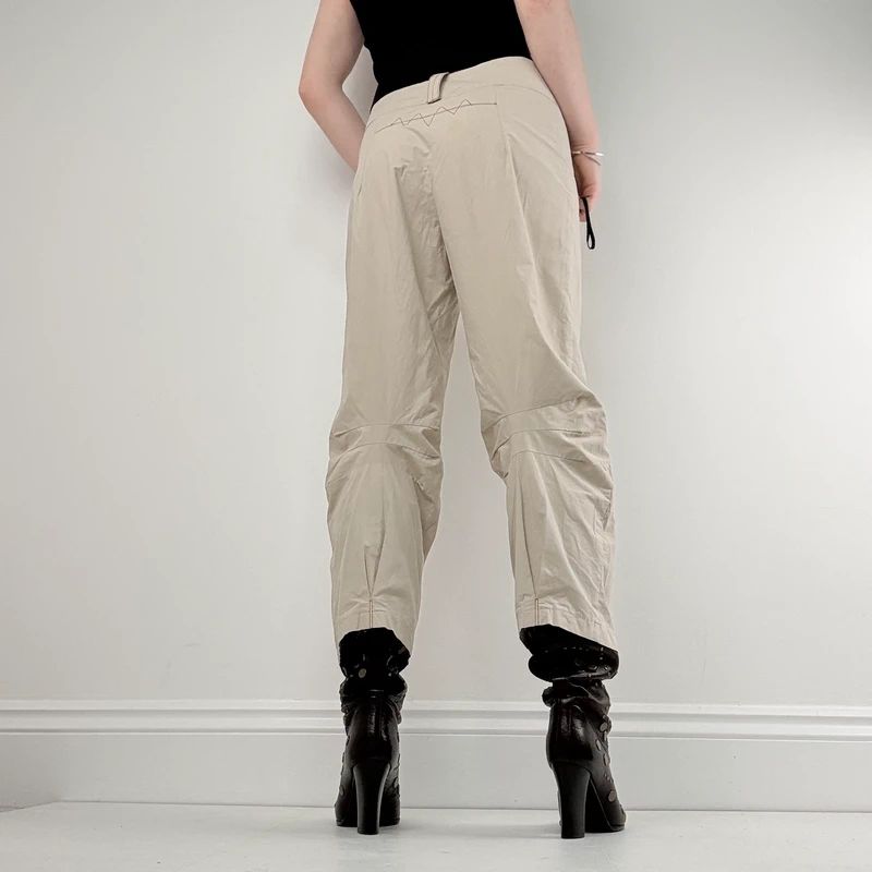 structured cropped capri trousers
