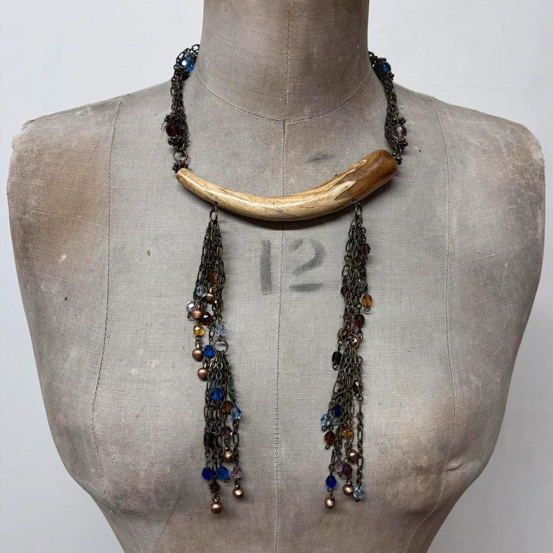 archival horn chain necklace