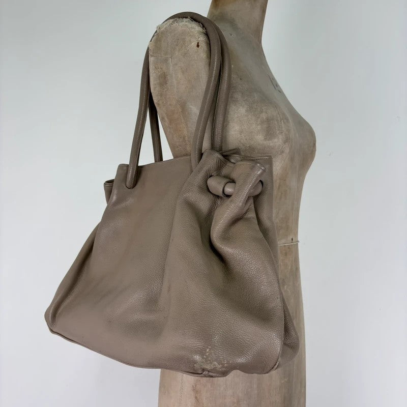 Beige vintage leather chunky handbag