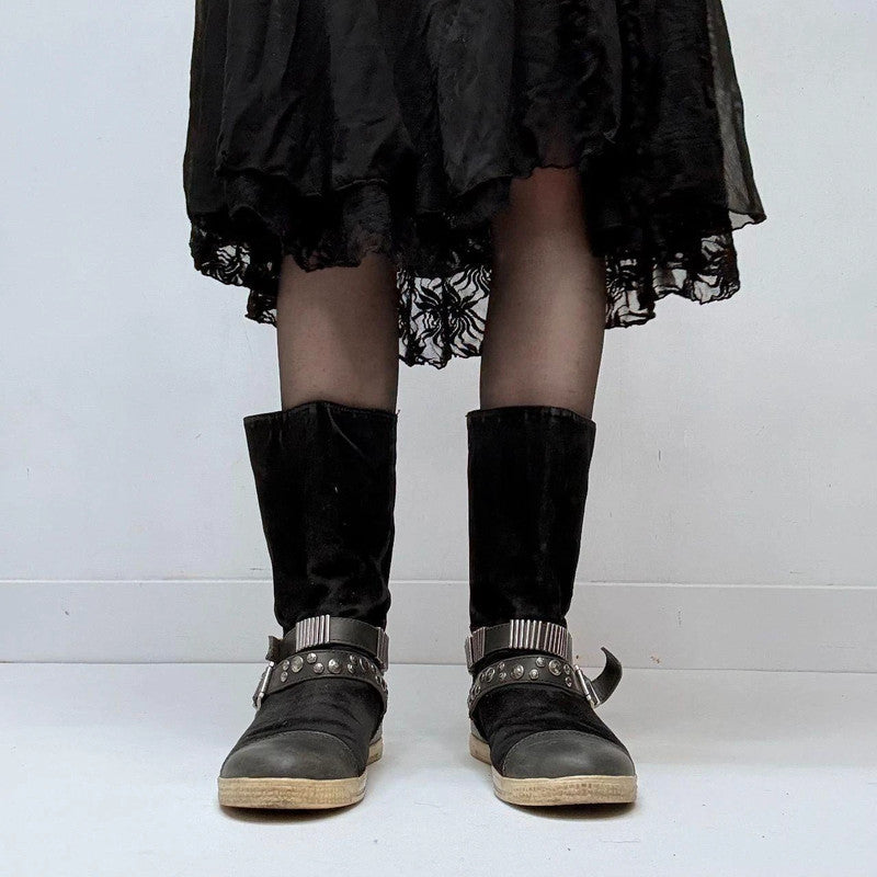 buckle black grunge studded boots