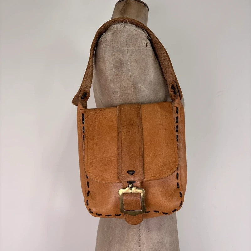 Tan cargo buckle western shoulder bag