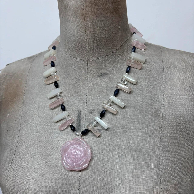 Resin crystal flower necklace