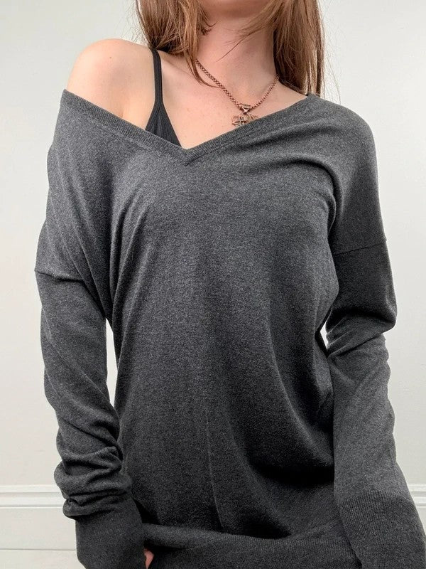 slouchy grey knitted off-the-shoulder v-neck long sleeve dress