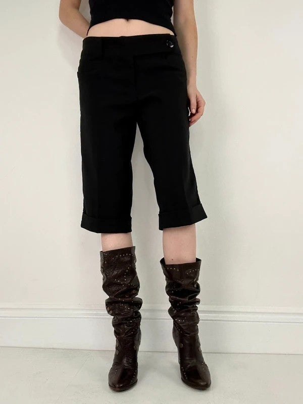 black cropped capri pants