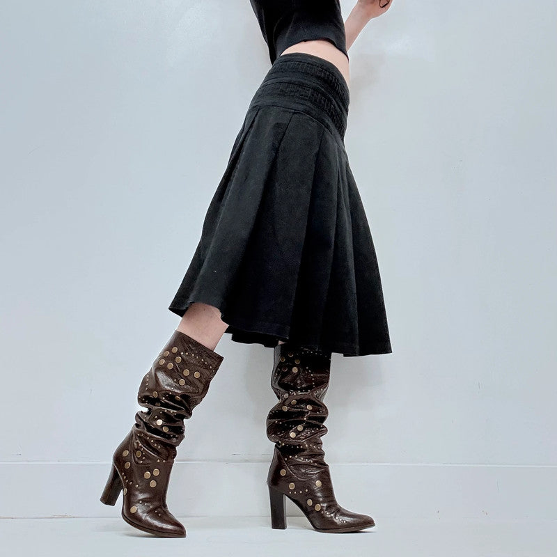 black pleated drop waist midi skirt