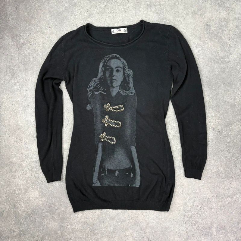 black long sleeve printed nepolion detailed t-shirt