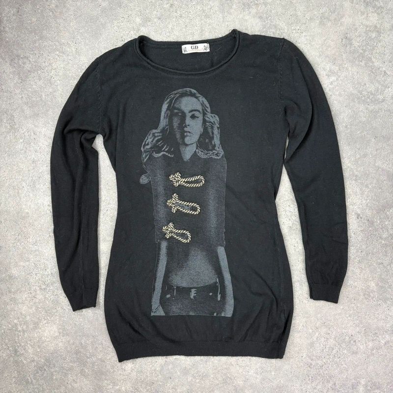 black long sleeve printed nepolion detailed t-shirt