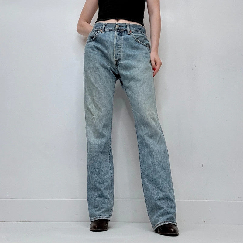 distressed denim straight leg levis jeans
