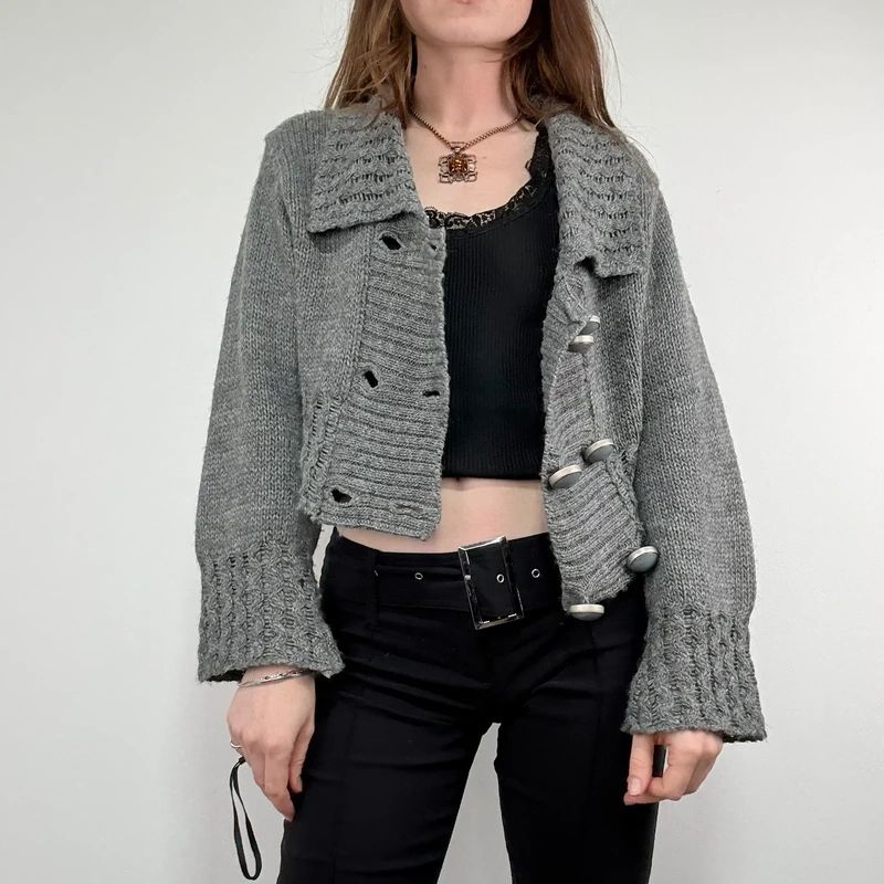Grey cropped knitted cardigan