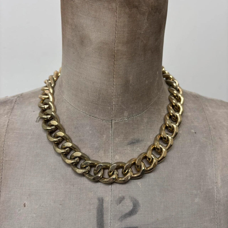 chunky oversized gold chain necklace