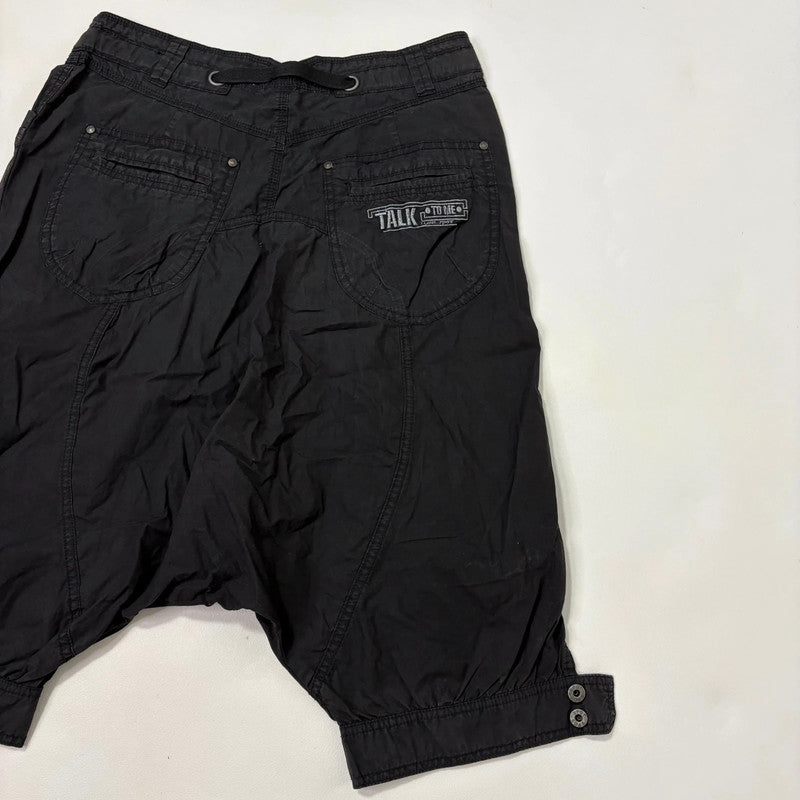 black cropped batwing capri pants