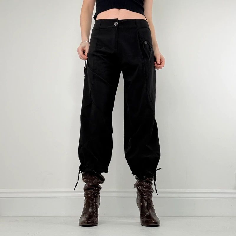 black pleated tech trousers